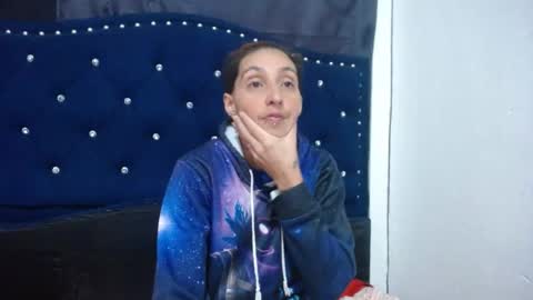 anyu online show from 12/19/24, 11:18