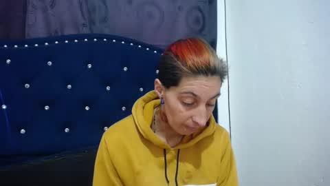 anyu online show from 12/20/24, 01:22