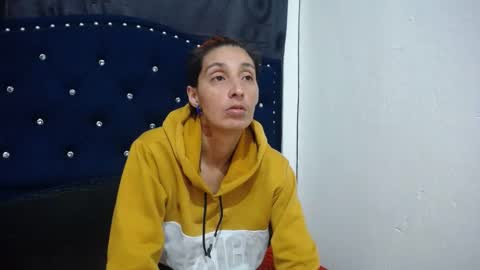 anyu online show from 12/24/24, 08:55