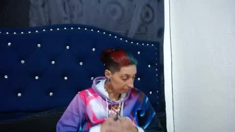 anyu online show from 02/14/25, 06:02