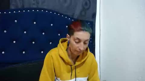 anyu online show from 02/17/25, 09:13