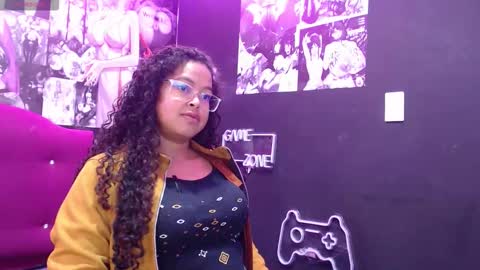 Snapshot of anyuska35 chatting on 12/04/25, 12:36 Any online show from 12/04/25, 12:36