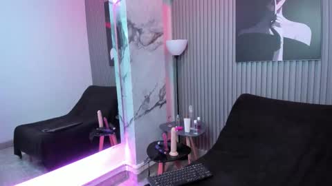 Any online show from 09/29/25, 12:10