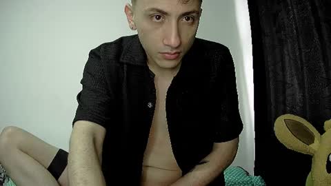Snapshot of aogut17 chatting on 06/14/26, 05:59 aogut17 online show from 06/14/26, 05:59