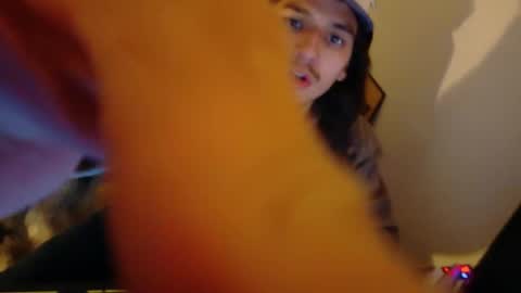 Snapshot of apachewithawebcam chatting on 01/16/26, 04:38 ApacheWithWebcam online show from 01/16/26, 04:38