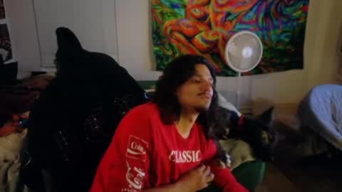 Snapshot of apachewithawebcam chatting on 04/25/26, 03:31 ApacheWithWebcam online show from 04/25/26, 03:31