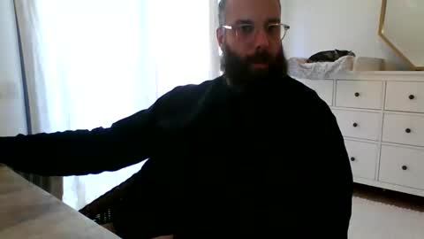 apc_3 online show from 12/09/24, 12:08