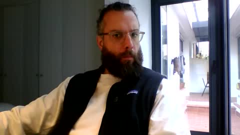 Snapshot of apc_3 chatting on 02/23/26, 09:06 apc_3 online show from 02/23/26, 09:06