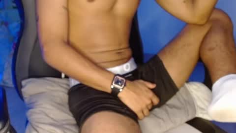 aphal_hot23 online show from 10/25/25, 07:08