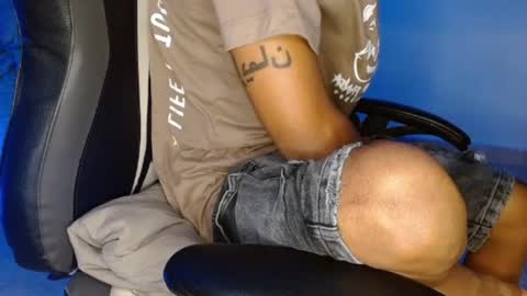 aphal_hot23 online show from 10/27/25, 11:47