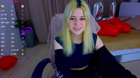 Snapshot of apheliastar chatting on 02/07/26, 04:33 ApheliaStar online show from 02/07/26, 04:33