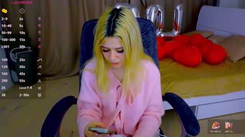 Snapshot of apheliastar chatting on 02/15/26, 03:53 ApheliaStar online show from 02/15/26, 03:53