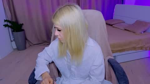 Snapshot of apheliastar chatting on 03/13/26, 04:57 ApheliaStar online show from 03/13/26, 04:57