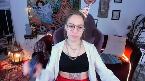 Snapshot of aphexqueen chatting on 12/26/24, 09:58 APHEX QUEEN online show from 12/26/24, 09:58