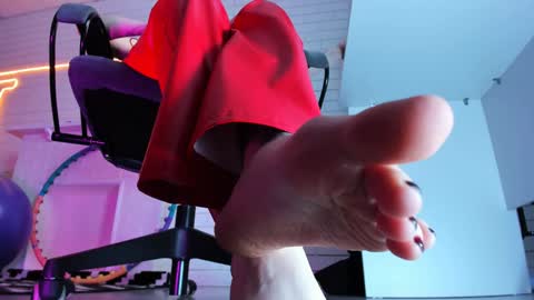 Snapshot of aphexqueen chatting on 12/28/24, 09:30 APHEX QUEEN online show from 12/28/24, 09:30