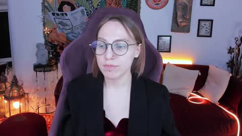 Snapshot of aphexqueen chatting on 01/23/25, 01:45 APHEX QUEEN online show from 01/23/25, 01:45