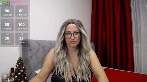 Sarah online show from 12/23/25, 03:59