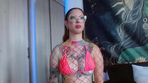 Snapshot of aphrodite__bloom chatting on 02/12/25, 09:01 aphrodite__bloom online show from 02/12/25, 09:01