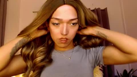 Snapshot of aphrodite_may chatting on 03/17/26, 09:56 kathryn online show from 03/17/26, 09:56