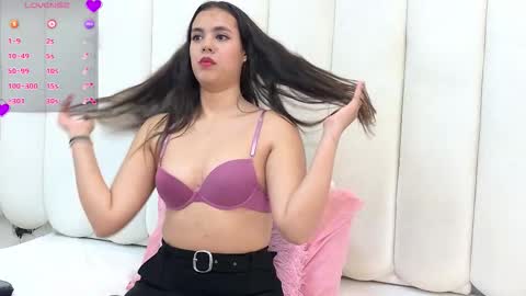 aphrodite_rosse online show from 03/18/26, 12:08