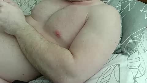 Snapshot of apluslickin chatting on 02/05/25, 03:09 Aplusickin online show from 02/05/25, 03:09