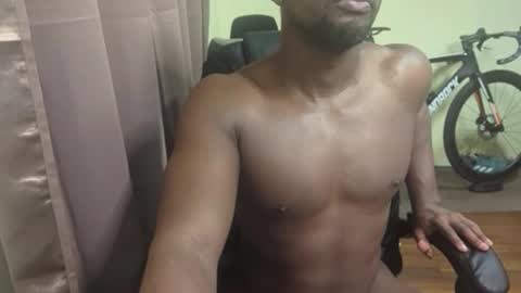 Snapshot of apollodarkmn chatting on 11/22/25, 10:47 apollodarkmn online show from 11/22/25, 10:47
