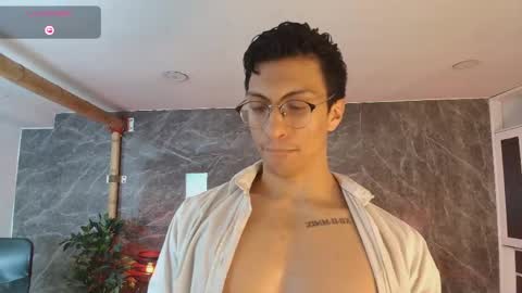 Snapshot of apolo_crus chatting on 05/14/26, 03:35 apolo_crus online show from 05/14/26, 03:35