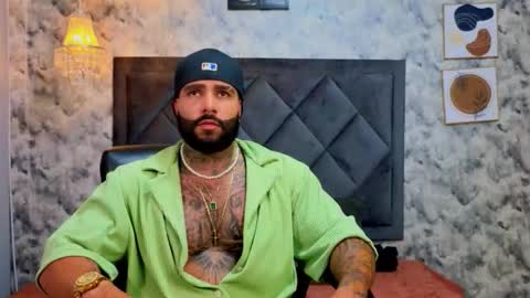 Apolo online show from 11/22/25, 11:04