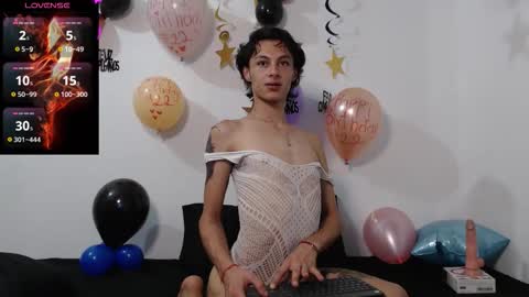 Apolo online show from 11/22/25, 04:17