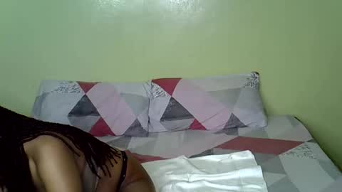 Apple queen online show from 02/27/26, 03:17