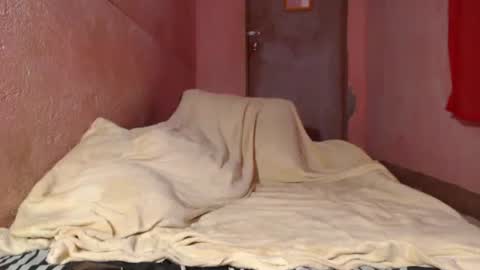 Snapshot of apple_sweetx chatting on 01/26/25, 05:02 applelegaspi online show from 01/26/25, 05:02