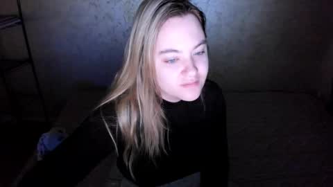 Snapshot of appleyummybuns chatting on 10/30/25, 01:29 appleyummybuns online show from 10/30/25, 01:29