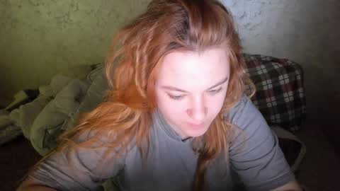 Snapshot of appleyummybuns chatting on 04/01/26, 05:08 appleyummybuns online show from 04/01/26, 05:08