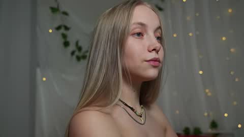 Snapshot of appr0ved chatting on 01/14/25, 06:07 REYNA my friend online show from 01/14/25, 06:07