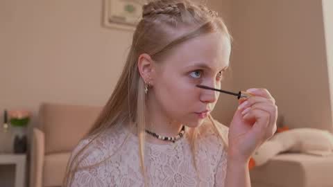 Snapshot of appr0ved_ chatting on 04/11/26, 03:27 REYNA next stream is 11h of Feb online show from 04/11/26, 03:27