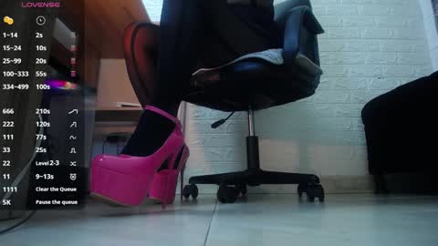 Snapshot of aprhillove chatting on 10/09/25, 09:13 Aprhillove online show from 10/09/25, 09:13