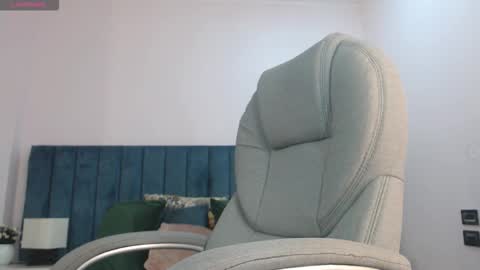 April Bunny online show from 11/22/25, 07:46