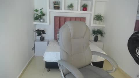 April Bunny online show from 04/01/26, 02:25