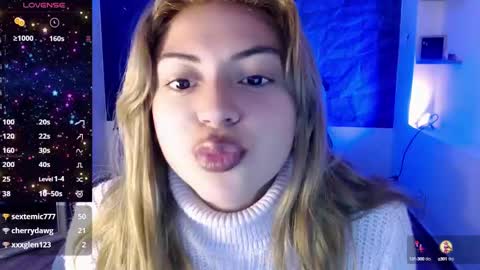 Snapshot of april_dumont chatting on 12/04/24, 02:48 April online show from 12/04/24, 02:48