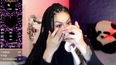 Snapshot of april_dumont chatting on 01/28/25, 06:17 April online show from 01/28/25, 06:17