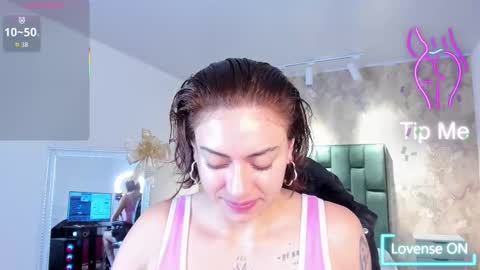 Snapshot of april_dumont chatting on 11/21/25, 11:53 April online show from 11/21/25, 11:53