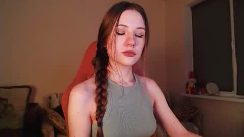 Snapshot of april_felicity chatting on 03/13/26, 07:20 April online show from 03/13/26, 07:20