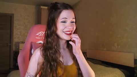 Snapshot of april_felicity chatting on 04/14/26, 05:41 April online show from 04/14/26, 05:41