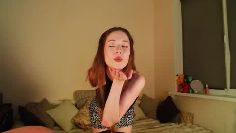 Snapshot of april_felicity chatting on 04/22/26, 06:09 April online show from 04/22/26, 06:09
