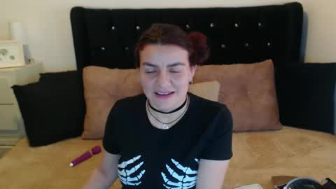 Snapshot of april_harrys chatting on 09/10/25, 04:51 April online show from 09/10/25, 04:51