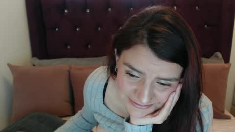 Snapshot of april_harrys chatting on 10/21/25, 04:08 April online show from 10/21/25, 04:08