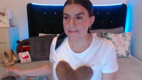 Snapshot of april_harrys chatting on 03/05/26, 06:48 April online show from 03/05/26, 06:48