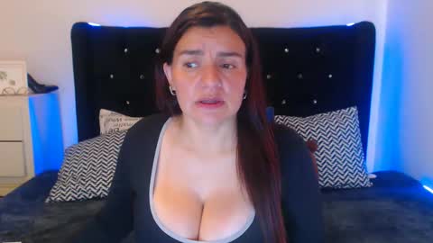 Snapshot of april_harrys chatting on 04/17/26, 01:58 April online show from 04/17/26, 01:58