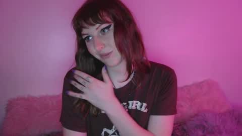Snapshot of april_kitty chatting on 05/18/26, 05:02 april_kitty online show from 05/18/26, 05:02