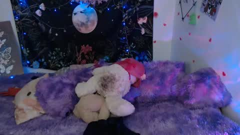 Snapshot of april_l6 chatting on 12/30/24, 06:20 april_l6 online show from 12/30/24, 06:20